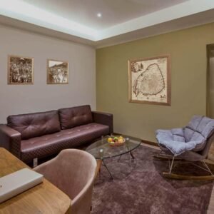 family-suite-02